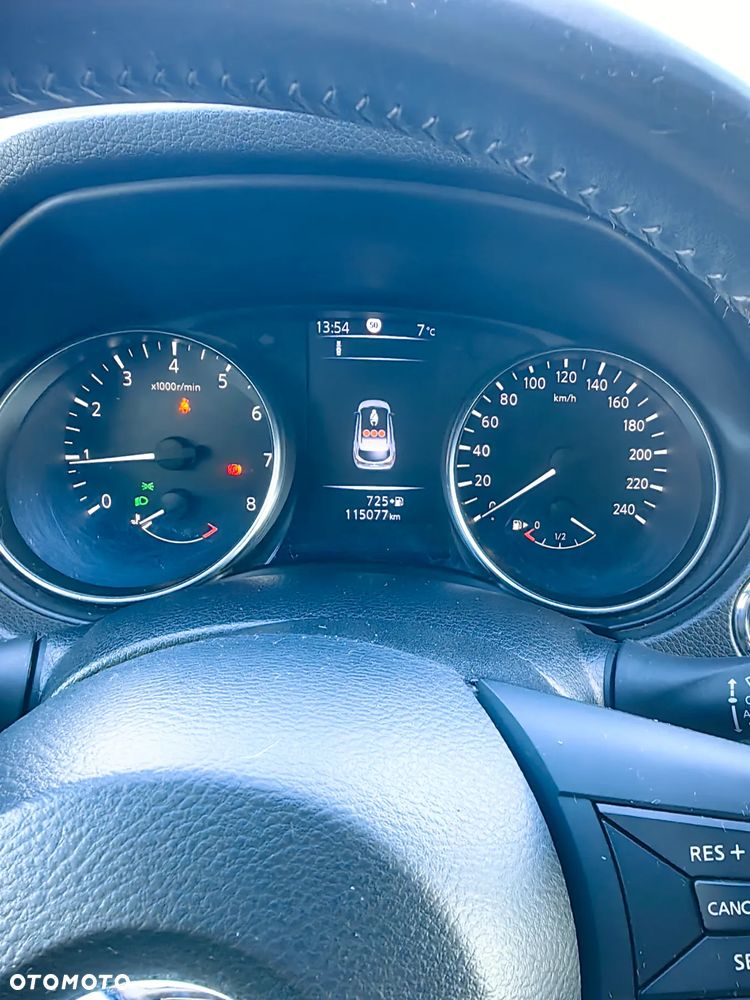 Nissan Qashqai 1.2 DIG-T N-Connecta EU6 - 7