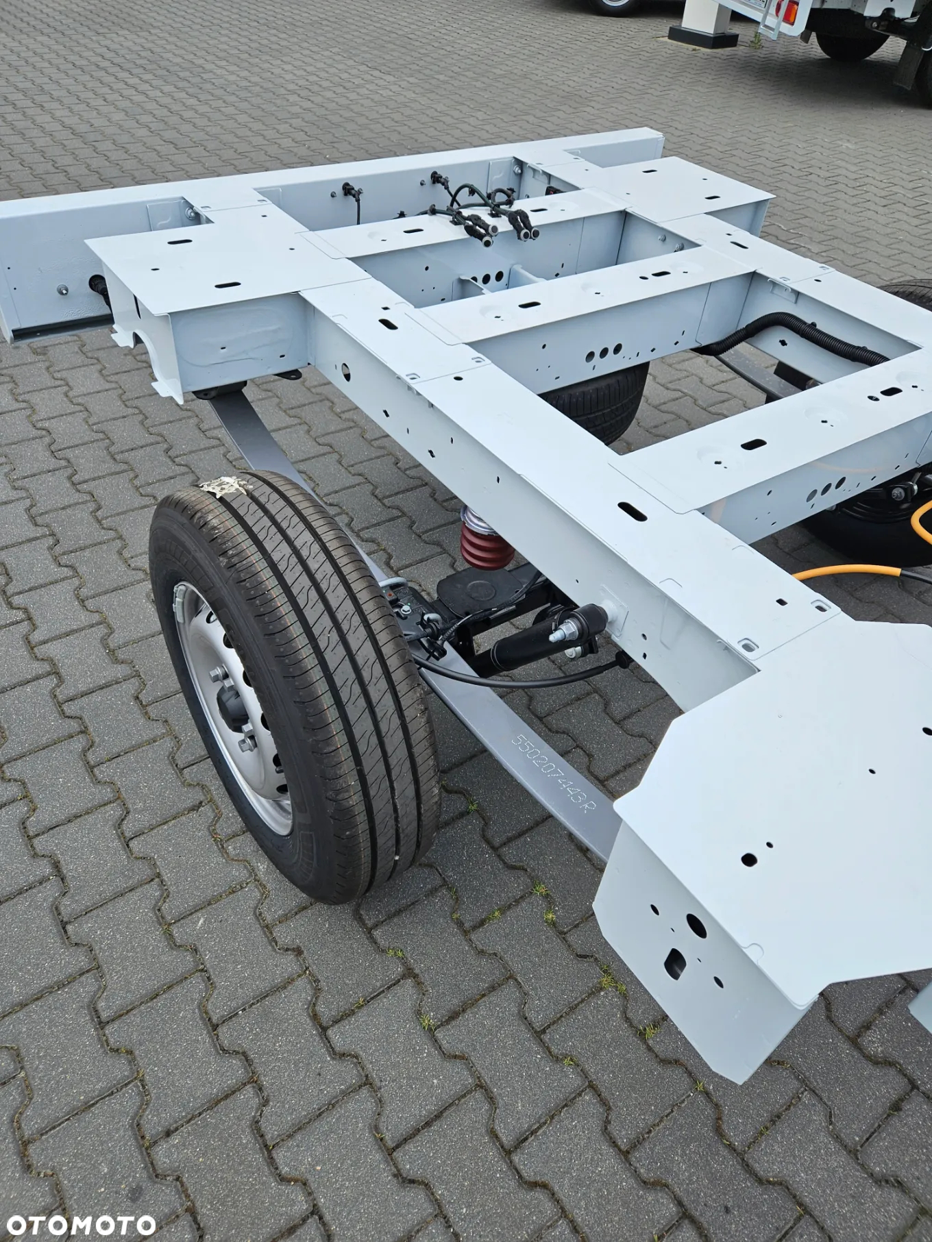 Renault podwozie gotowe do zabudowy! - 8