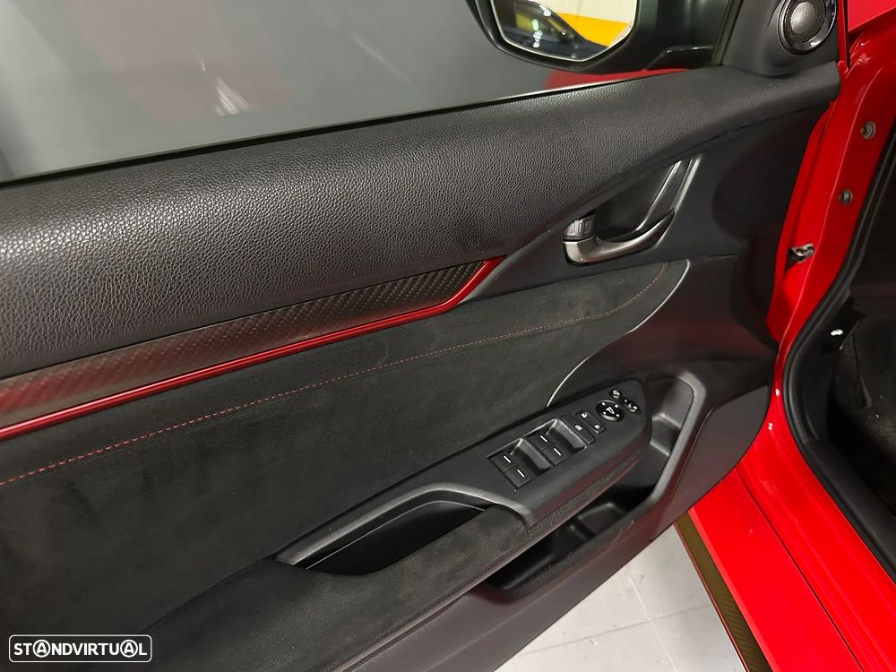 Honda Civic 2.0 VTEC Turbo Type R - 18