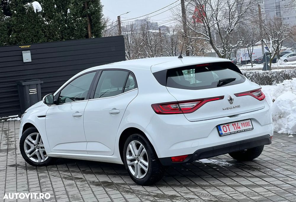 Renault Megane BLUE dCi EDC Limited - 4