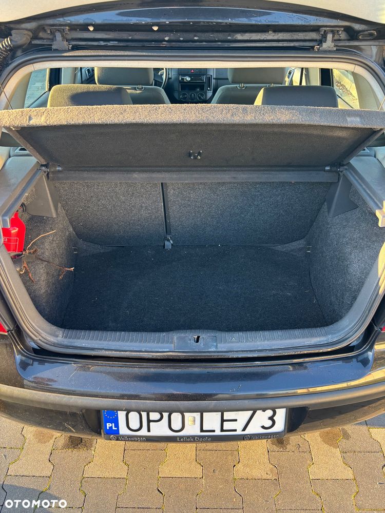 Volkswagen Polo - 9