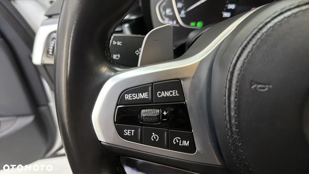 BMW Seria 5 520d xDrive M Sport sport - 23