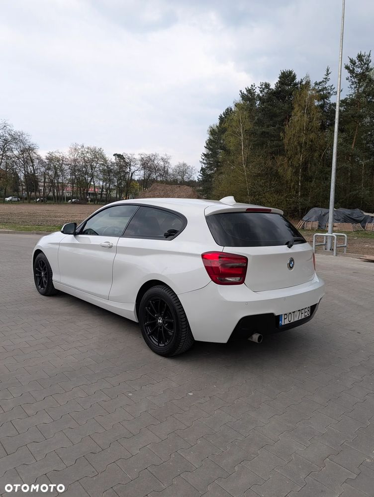 BMW Seria 1 116d - 4