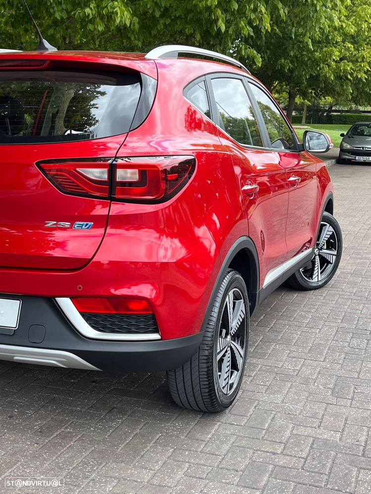 MG ZS Luxury - 5