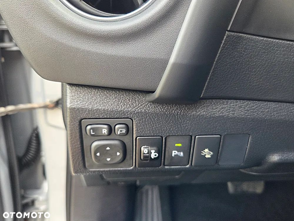 Toyota Auris - 33