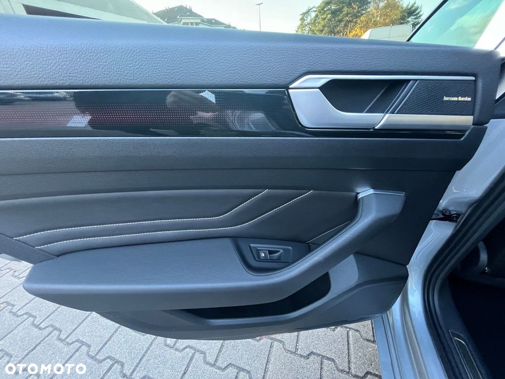 Volkswagen Arteon 2.0 TDI 4Motion R-Line DSG - 17