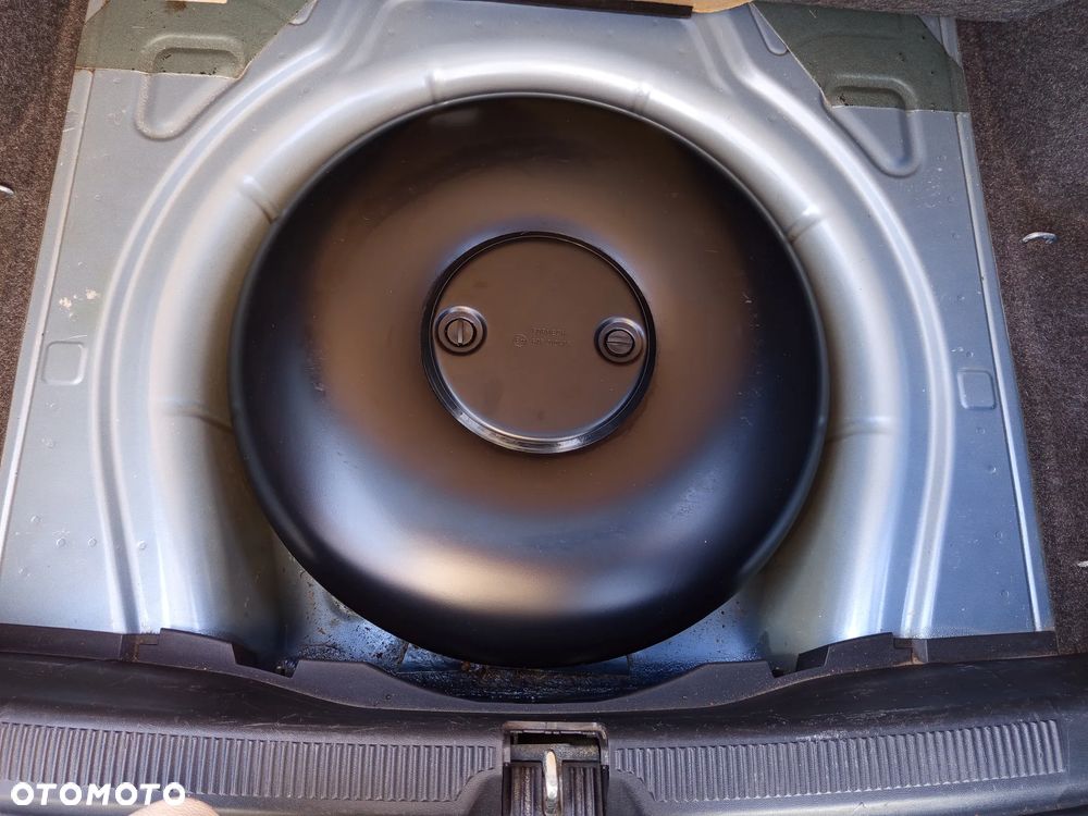 Skoda Octavia 1.6 Combi - 15