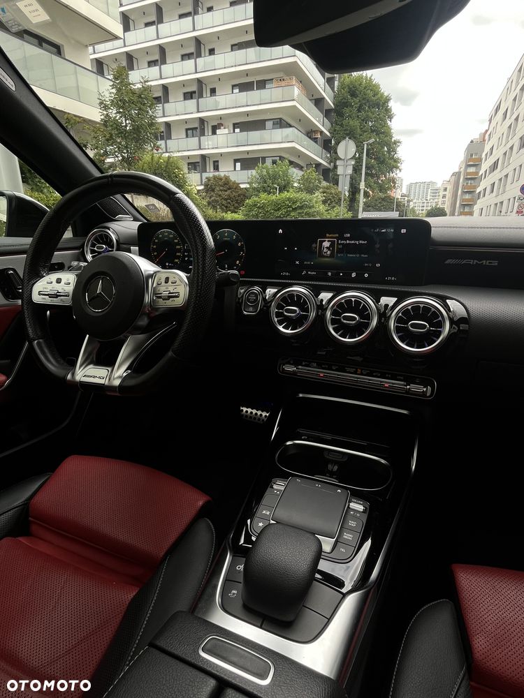 Mercedes-Benz Klasa A AMG 35 4Matic AMG Speedshift DCT 7G - 19