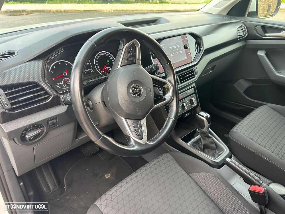 VW T-Cross 1.0 TSI R-Line DSG - 12