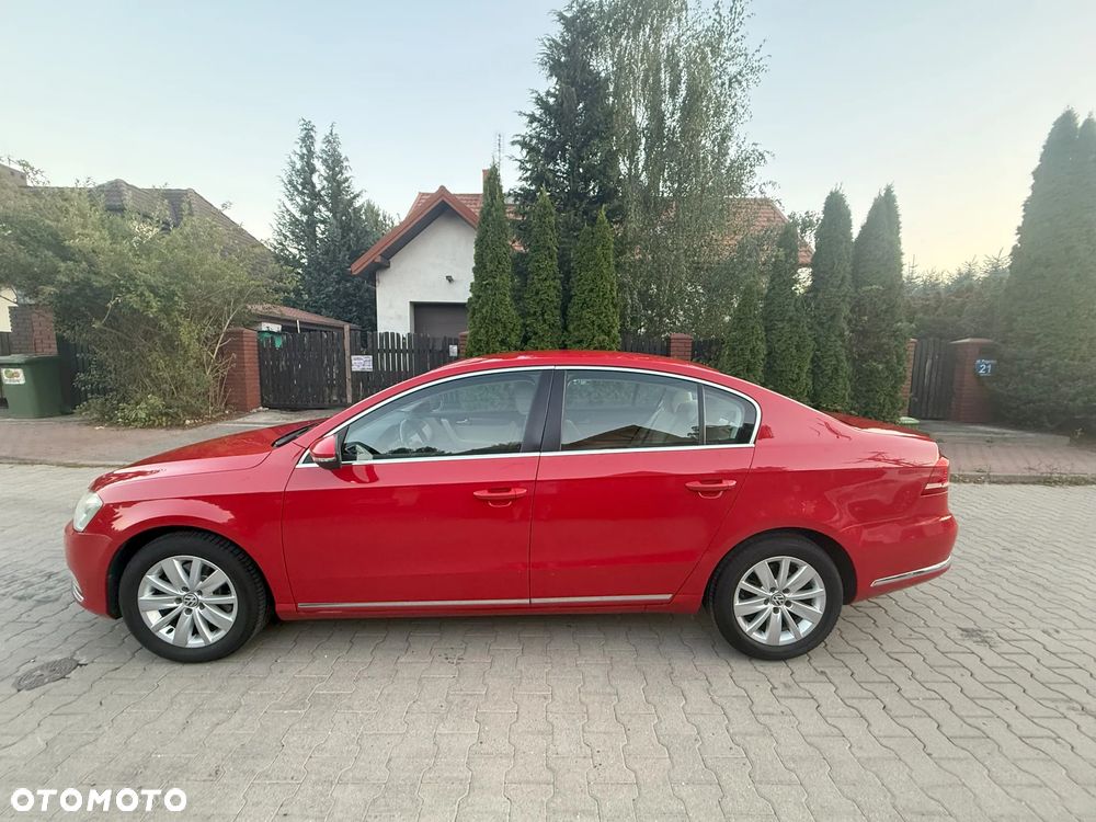 Volkswagen Passat 1.6 TDI Comfortline - 2