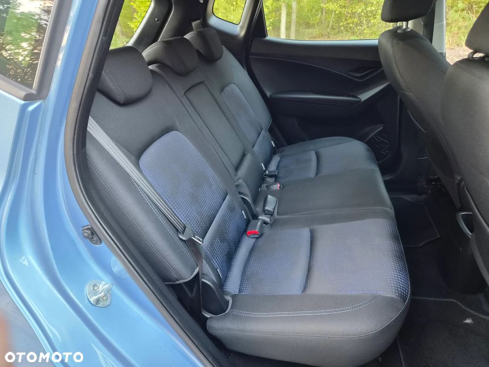 Hyundai ix20 - 23