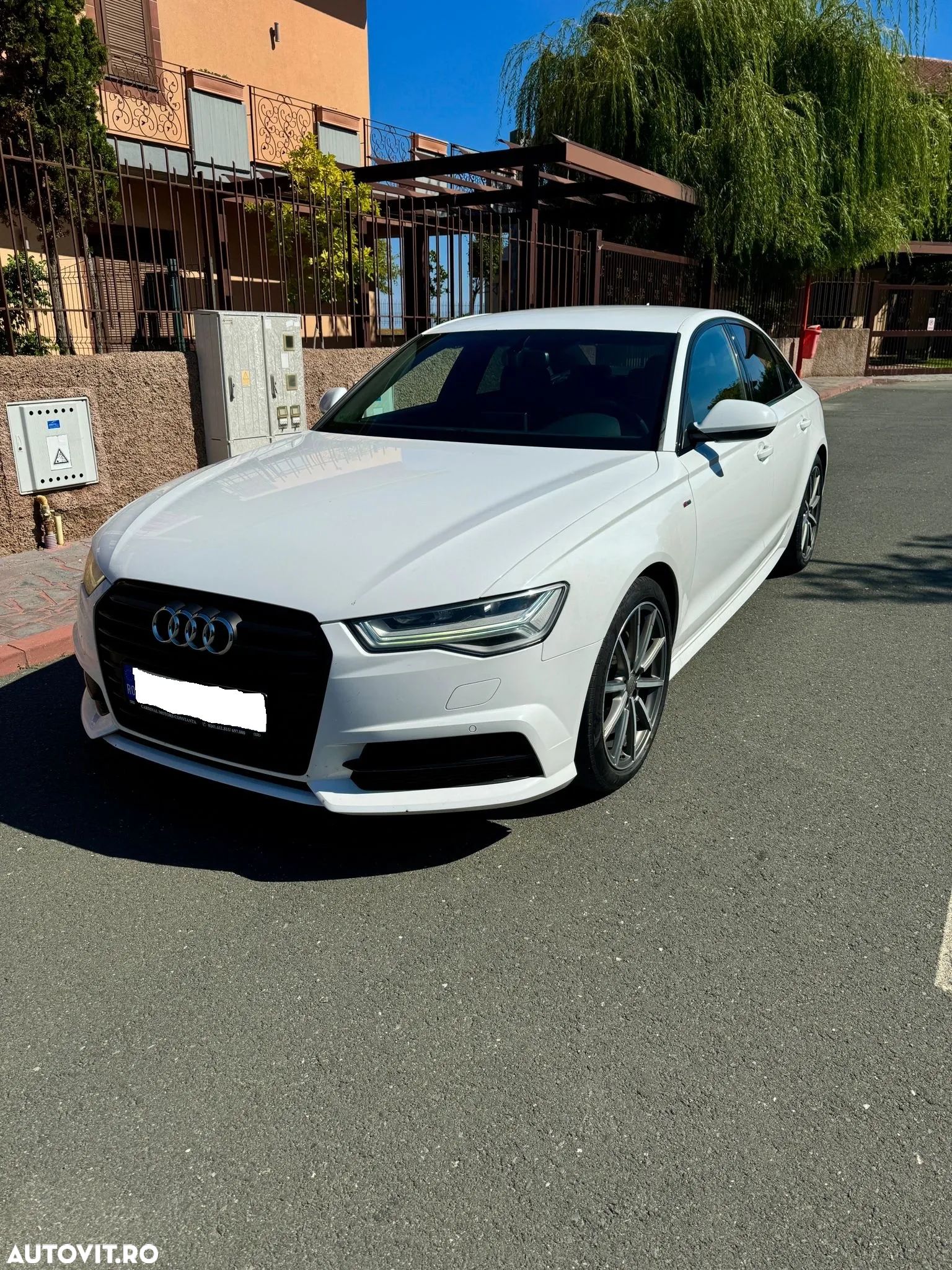 Audi A6 2.0 TDI Ultra S tronic - 1