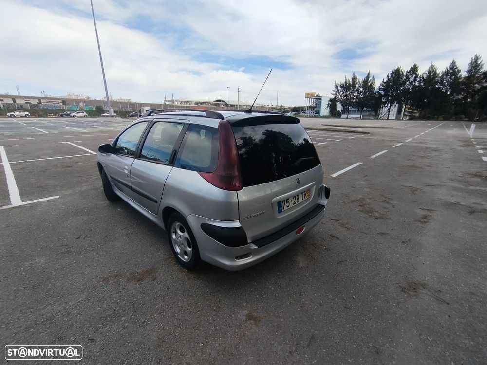 Peugeot 206 SW 1.4 HDi Colorline - 10