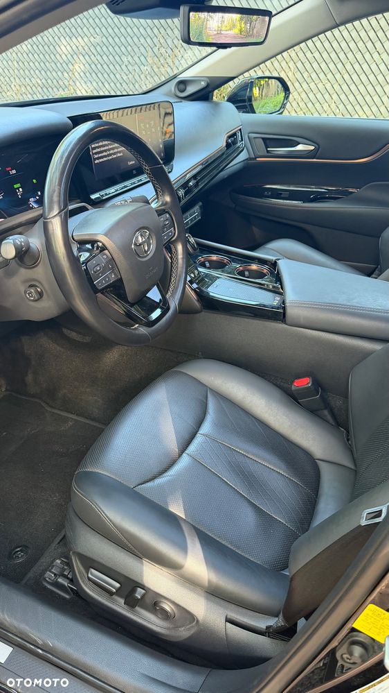 Toyota Mirai Luxury - 11