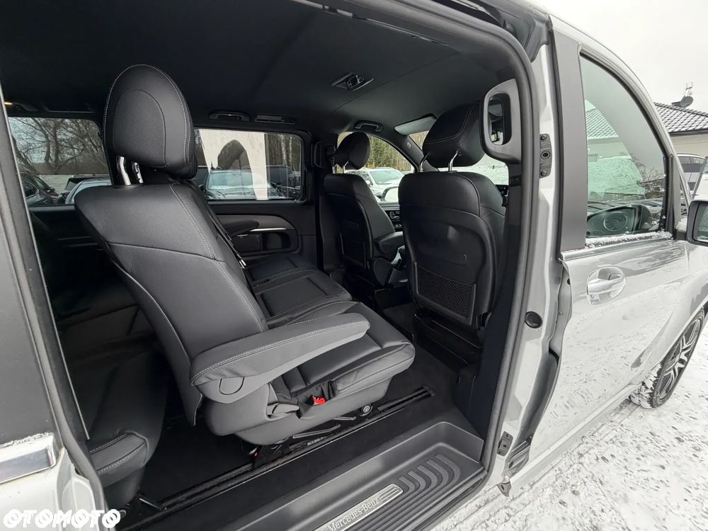 Mercedes-Benz Klasa V 300 d lang 4Matic 9G-TRONIC Avantgarde Edition - 33