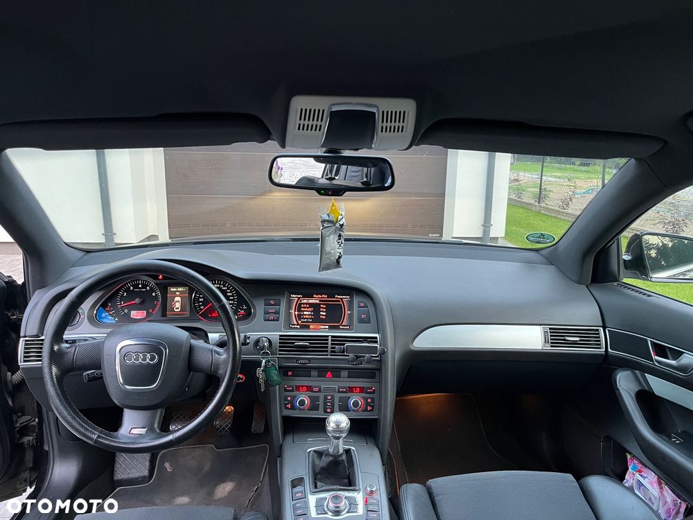 Audi A6 Avant 2.4 - 4