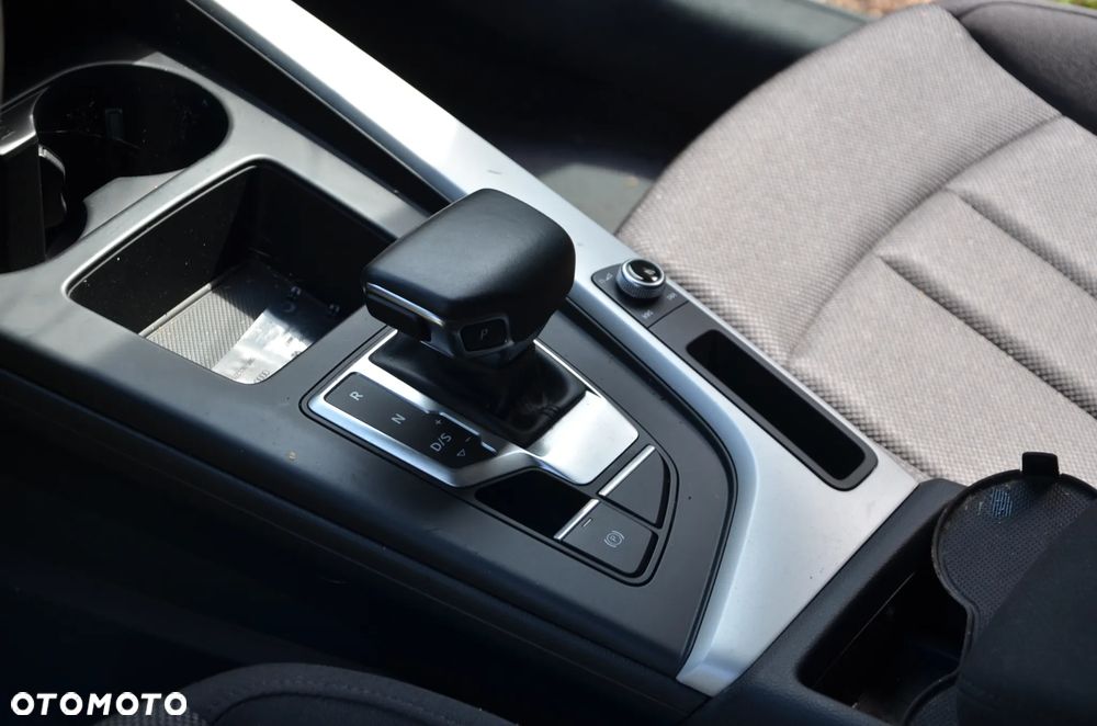 Audi A5 Limousine - 13