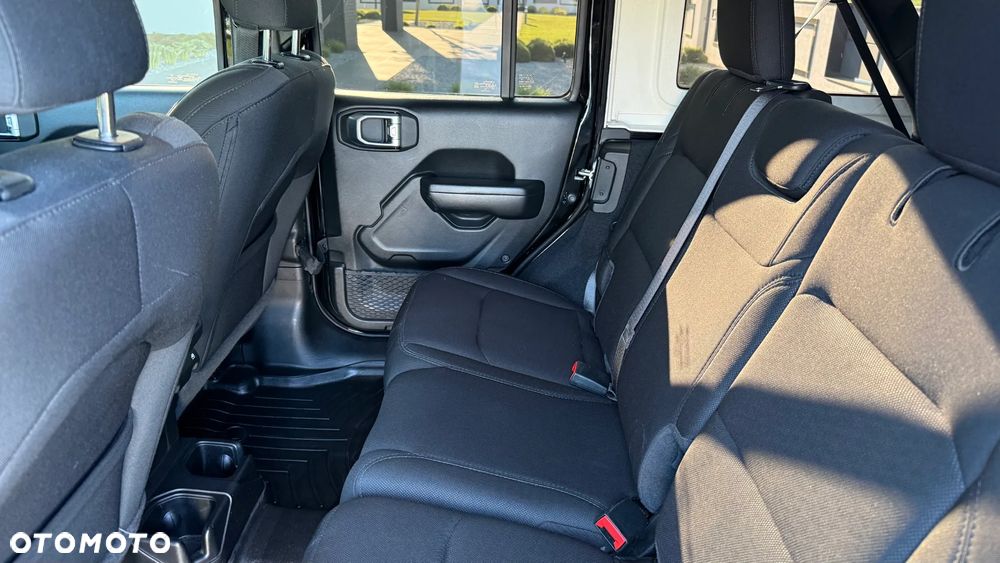 Jeep Wrangler 3.6 Unlim Black Edition II - 12