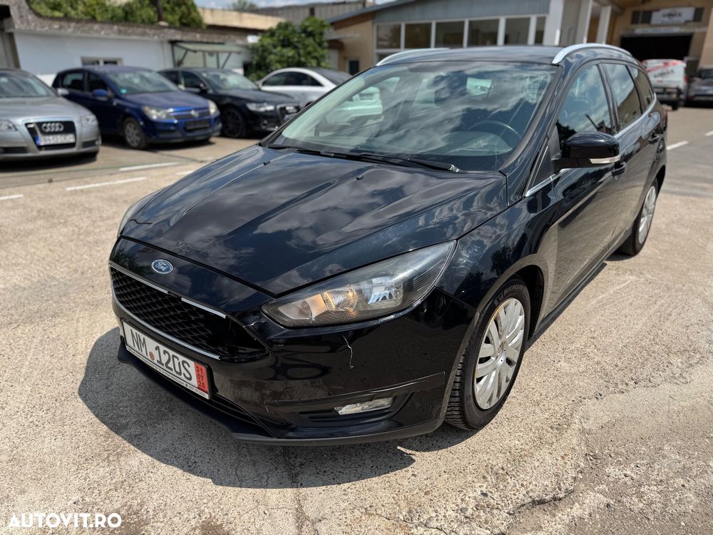 Ford Focus 1.0 EcoBoost Trend Edition - 1