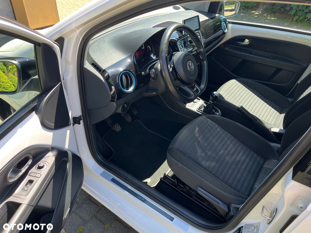 Volkswagen up! - 5