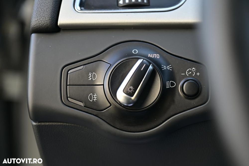 Audi A4 Limuzina 2.0 TDI DPF quattro Ambition - 11