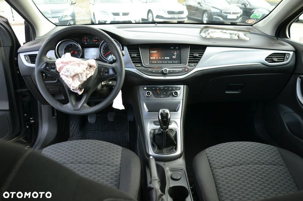 Opel Astra - 22