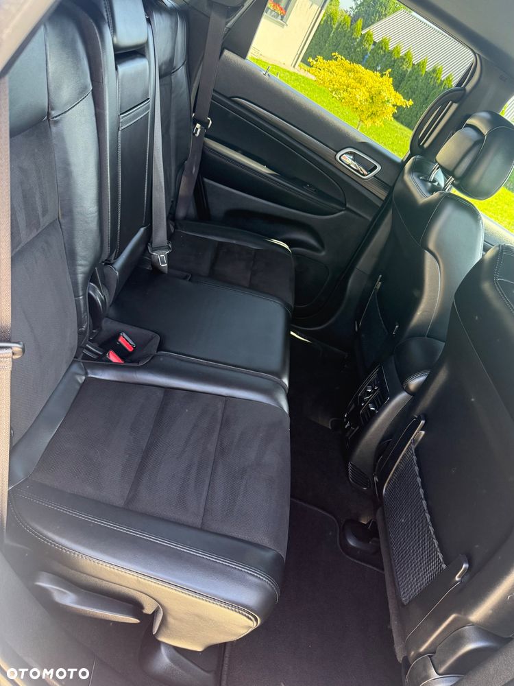Jeep Grand Cherokee - 8