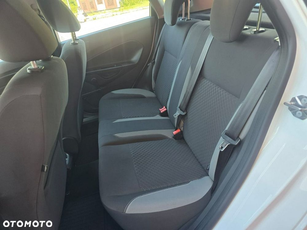 Ford Fiesta - 19