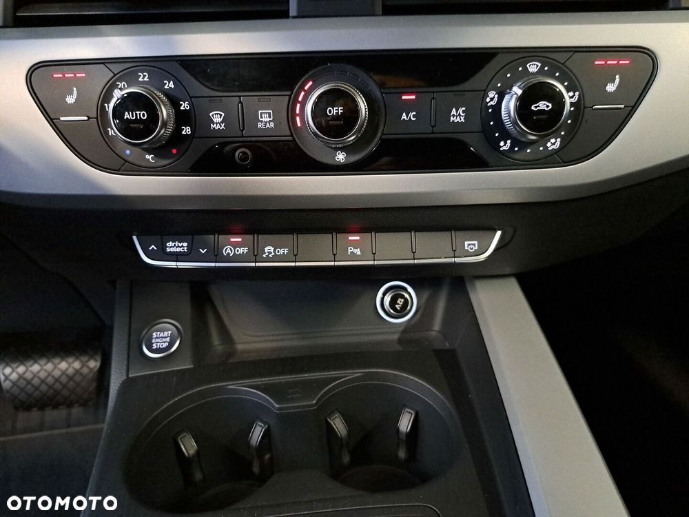Audi A4 Avant 2.0 TDI Quattro S tronic - 24