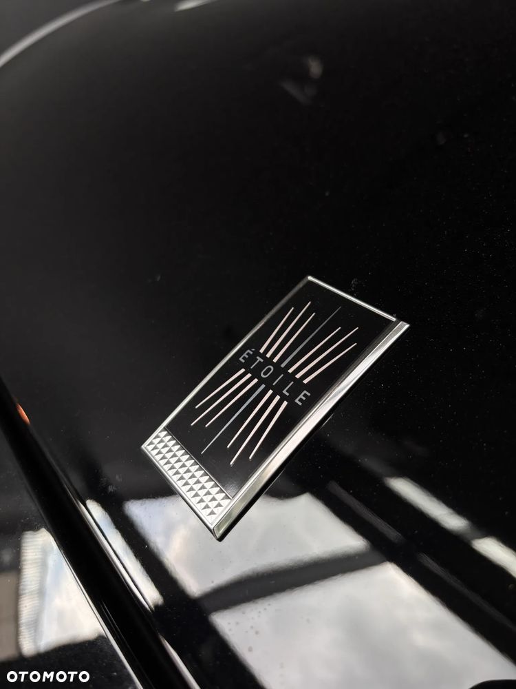 DS Automobiles N°8 - 5