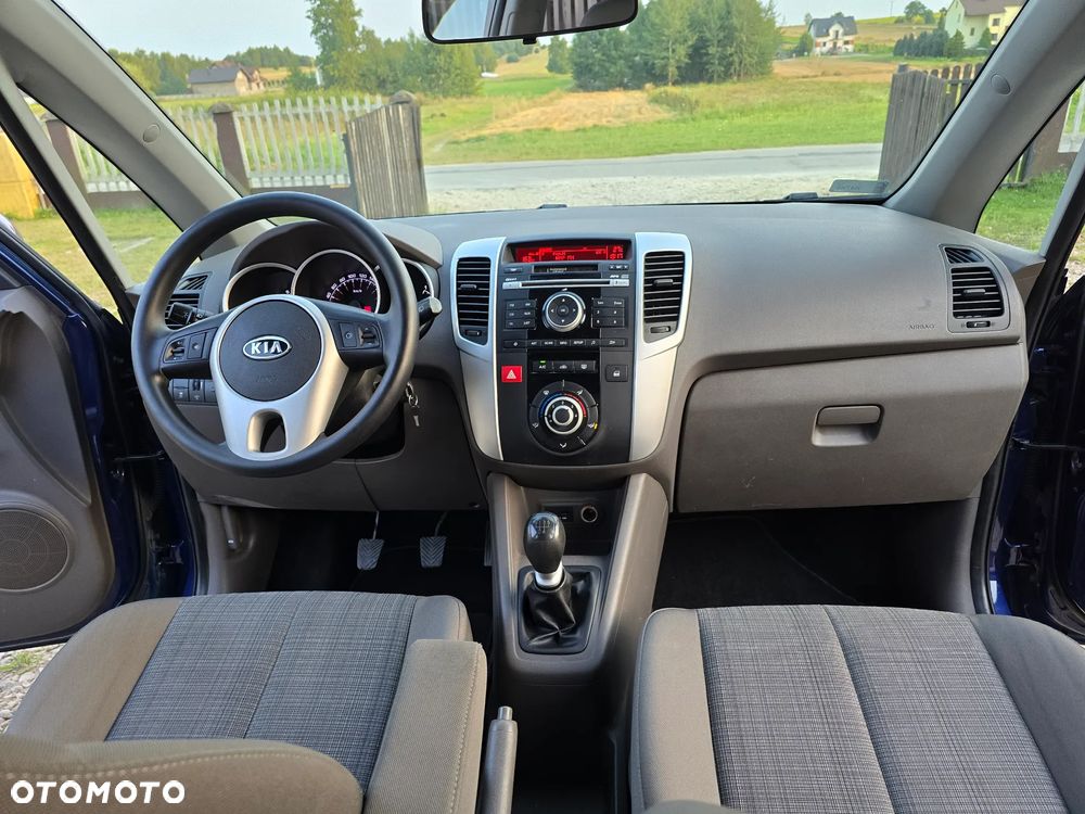 Kia Venga 1.4 L - 23