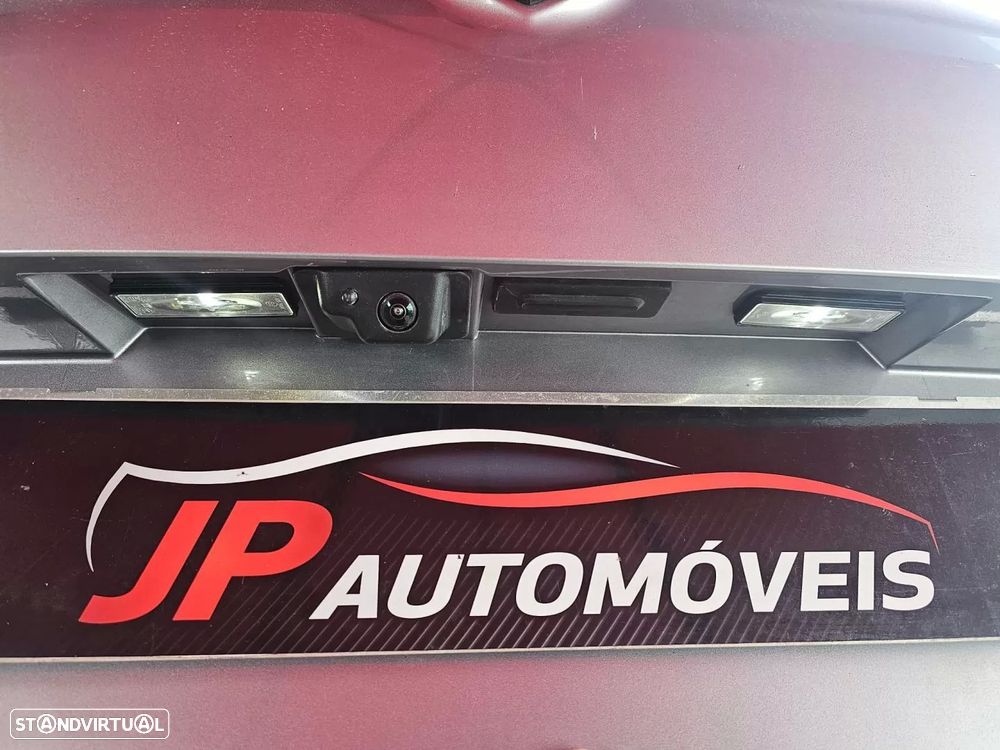 Peugeot 308 SW 1.2 PureTech Allure Pack EAT8 — fotografia 15