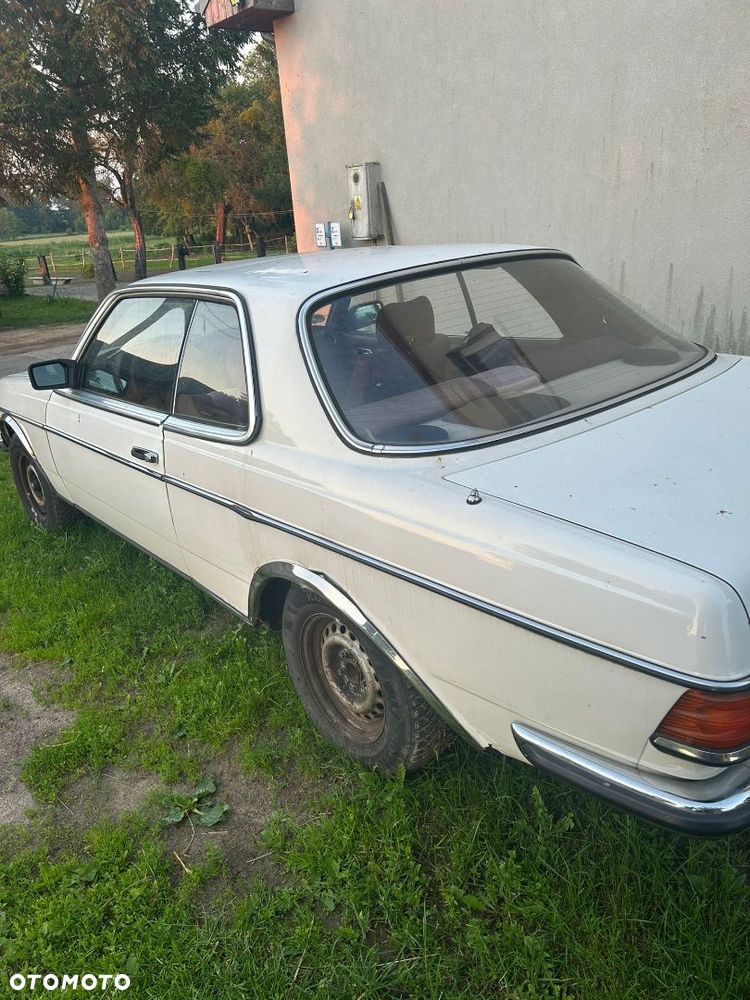 Mercedes-Benz 280 - 3
