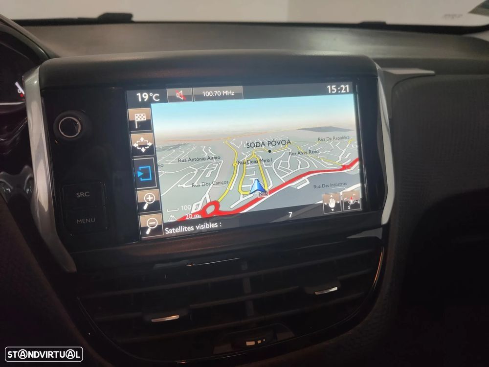Peugeot 2008 1.2 PureTech Style - 6