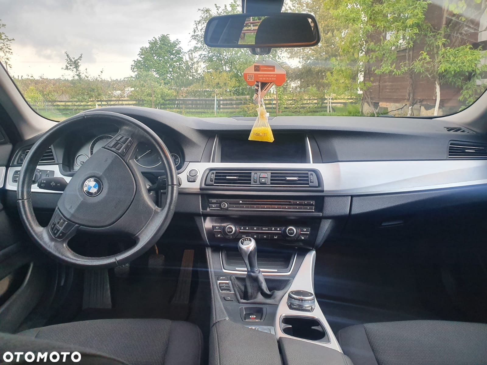 BMW Seria 5 518d - 11