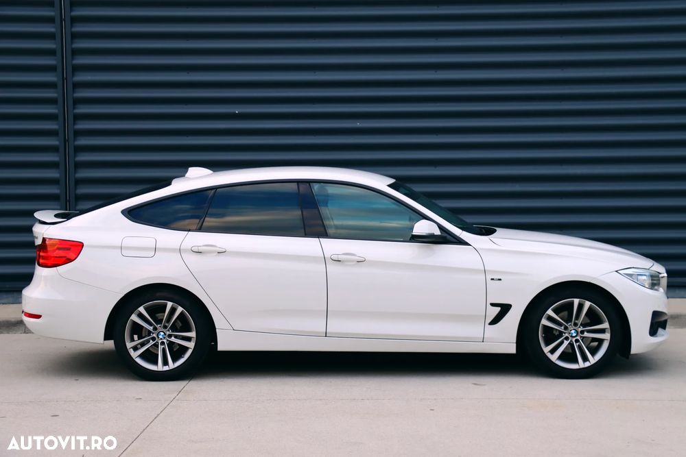 BMW Seria 3 320d Aut. Sport Line - 28