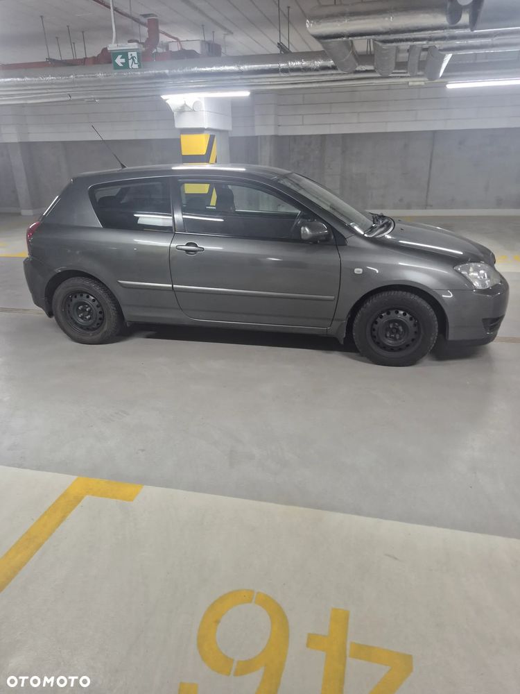 Toyota Corolla 1.4 D-4D Luna - 6