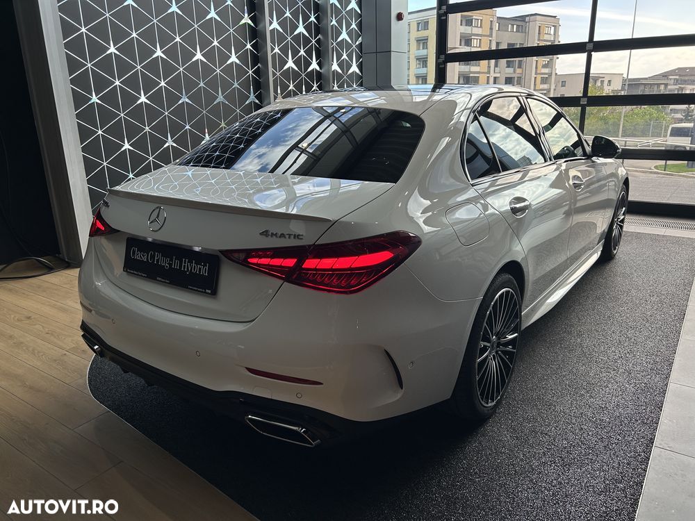Mercedes-Benz C 300 PHEV 4MATIC - 5