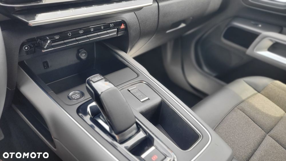 Citroën C5 Aircross 225 e.EAT8 SHINE PACK - 26
