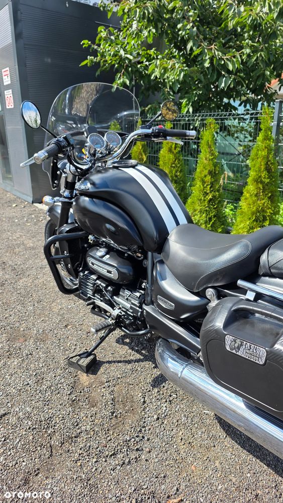 Triumph Rocket - 10