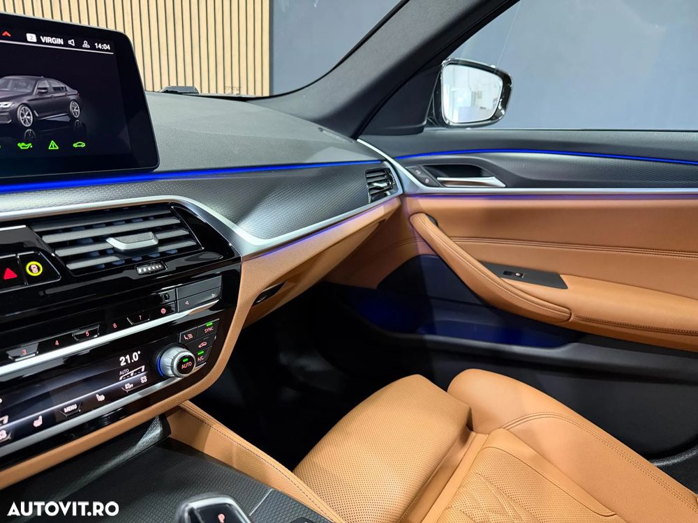 BMW Seria 5 530i Aut. - 22