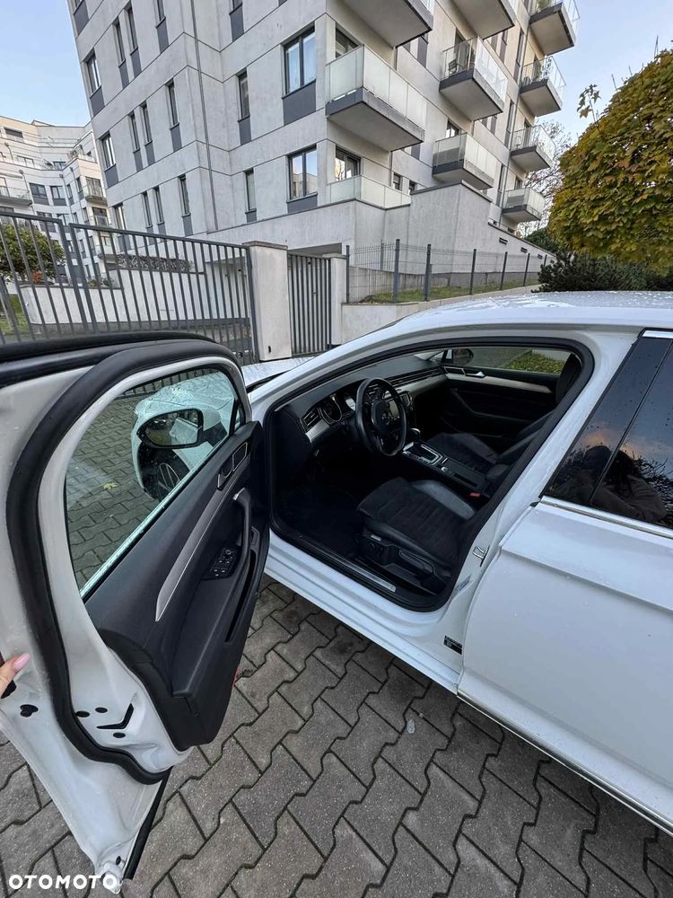 Volkswagen Passat - 7