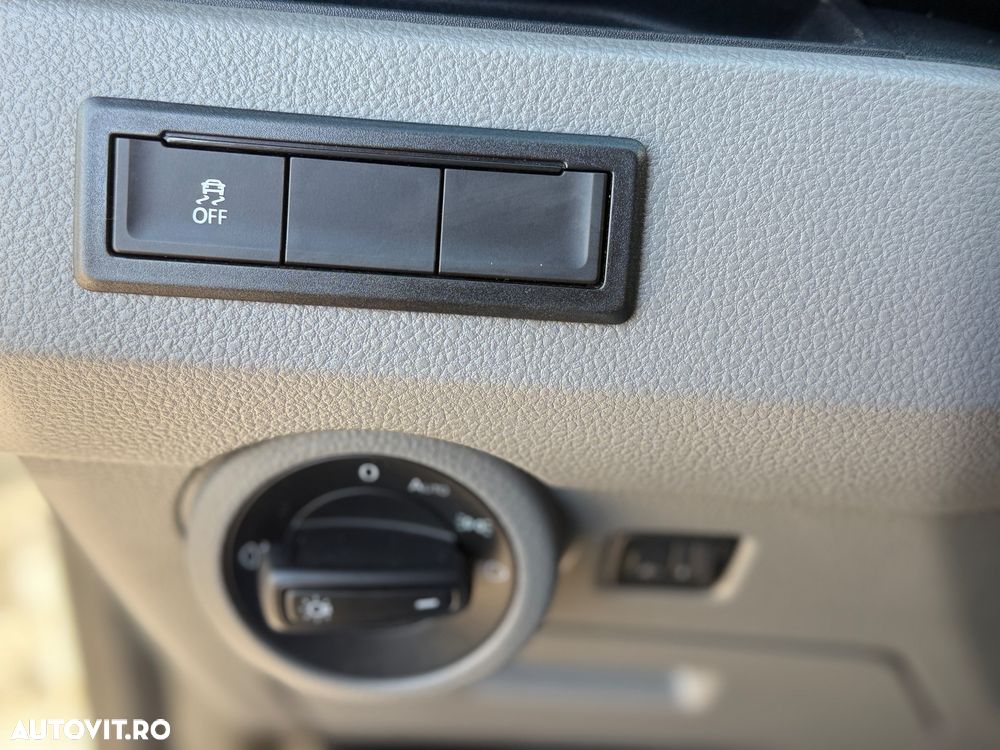 Volkswagen Transporter California T6.1 Beach Tour - 11