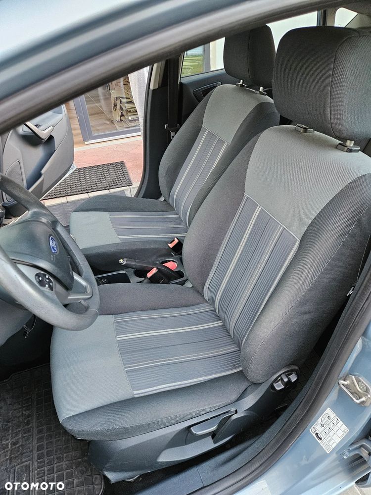 Ford Fiesta 1.4 TDCI - 10