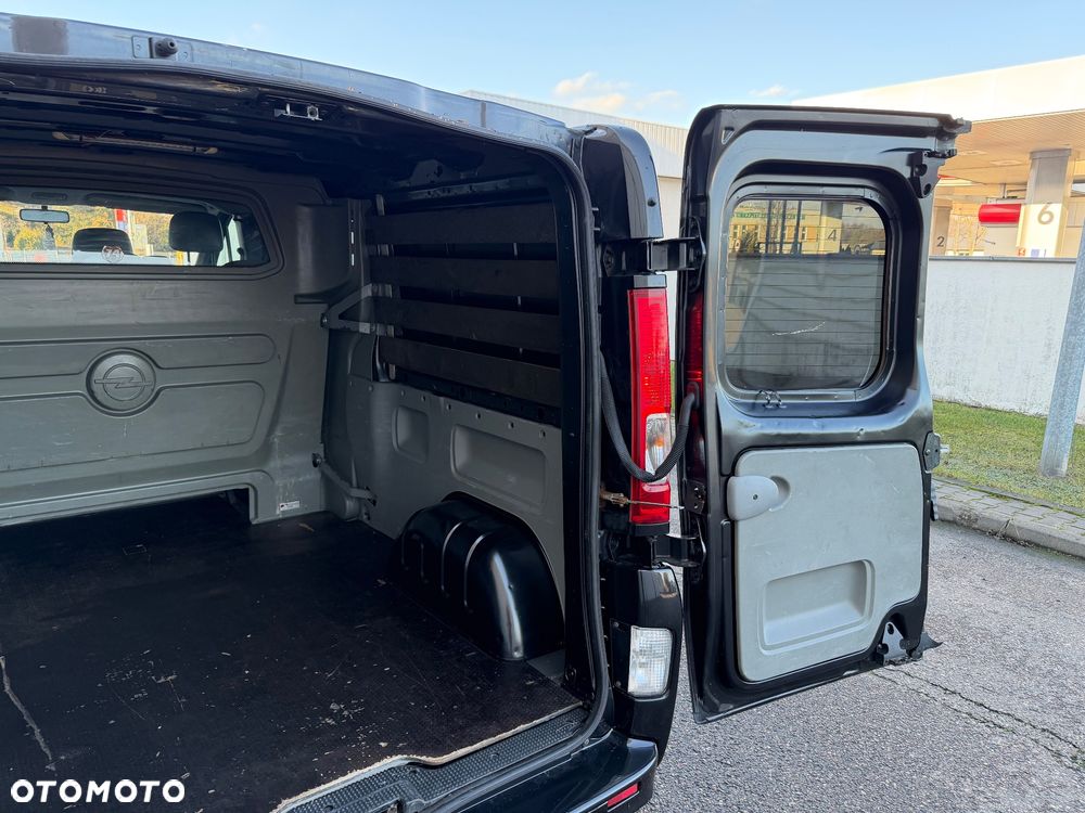 Opel Vivaro LONG - 34