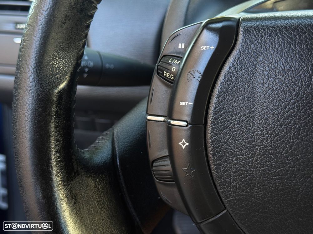 Citroën C4 1.4 16V VTR Pack - 16