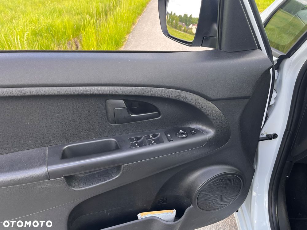 Kia Venga 1.4 CVVT Dream-Team Edition - 14