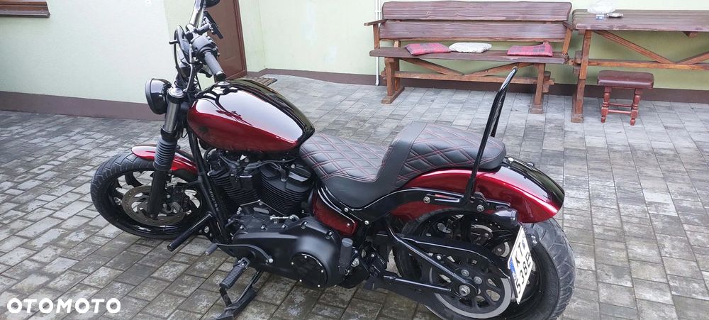 Harley-Davidson Softail Street Bob - 5