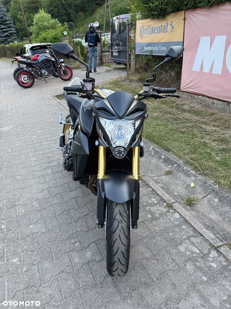 Honda CB - 3