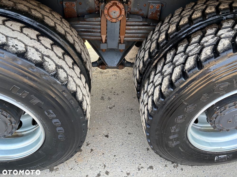 DAF CF85.410 8x4 - 16